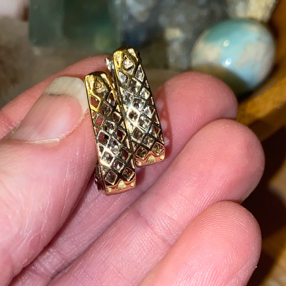 Vintage Custom 10K Yellow Gold 104 Genuine Diamond Four Row Huggie Earrings - Picture 14 of 15